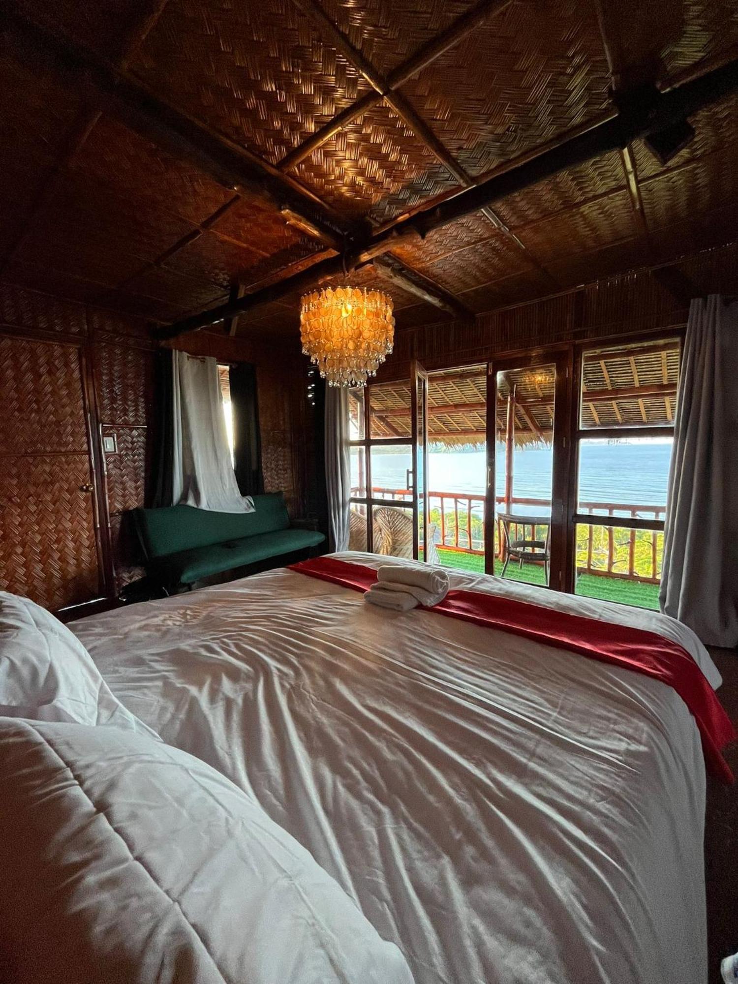 Miley Lodging Restobar New Busuanga ภายนอก รูปภาพ