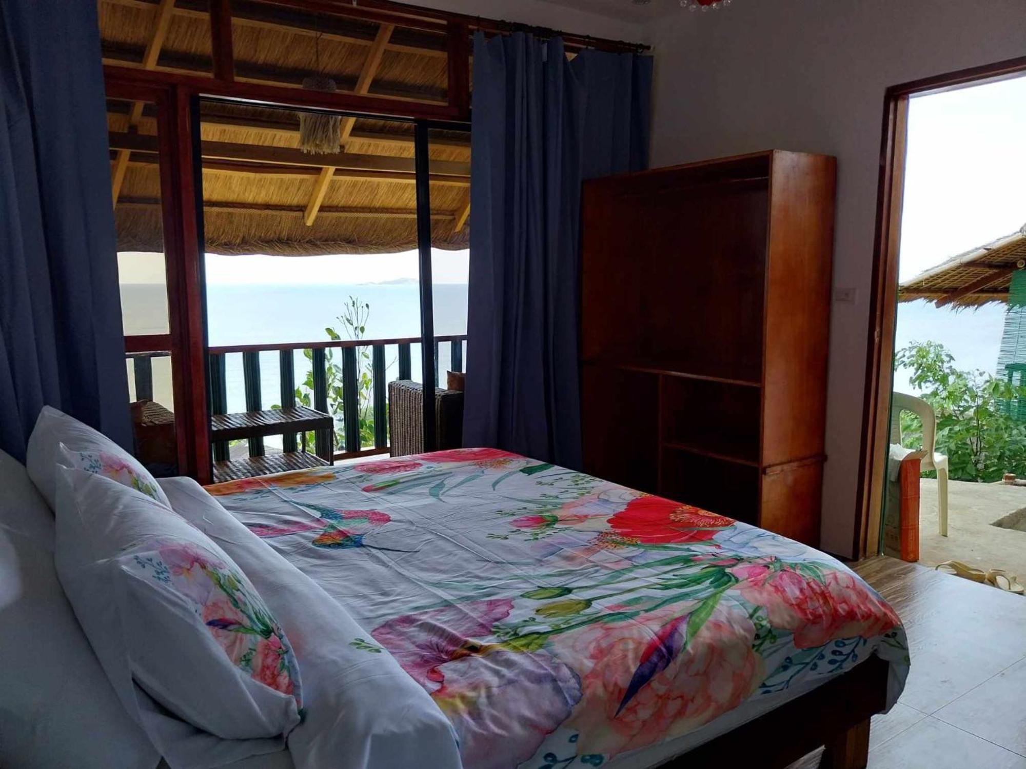 Miley Lodging Restobar New Busuanga ภายนอก รูปภาพ